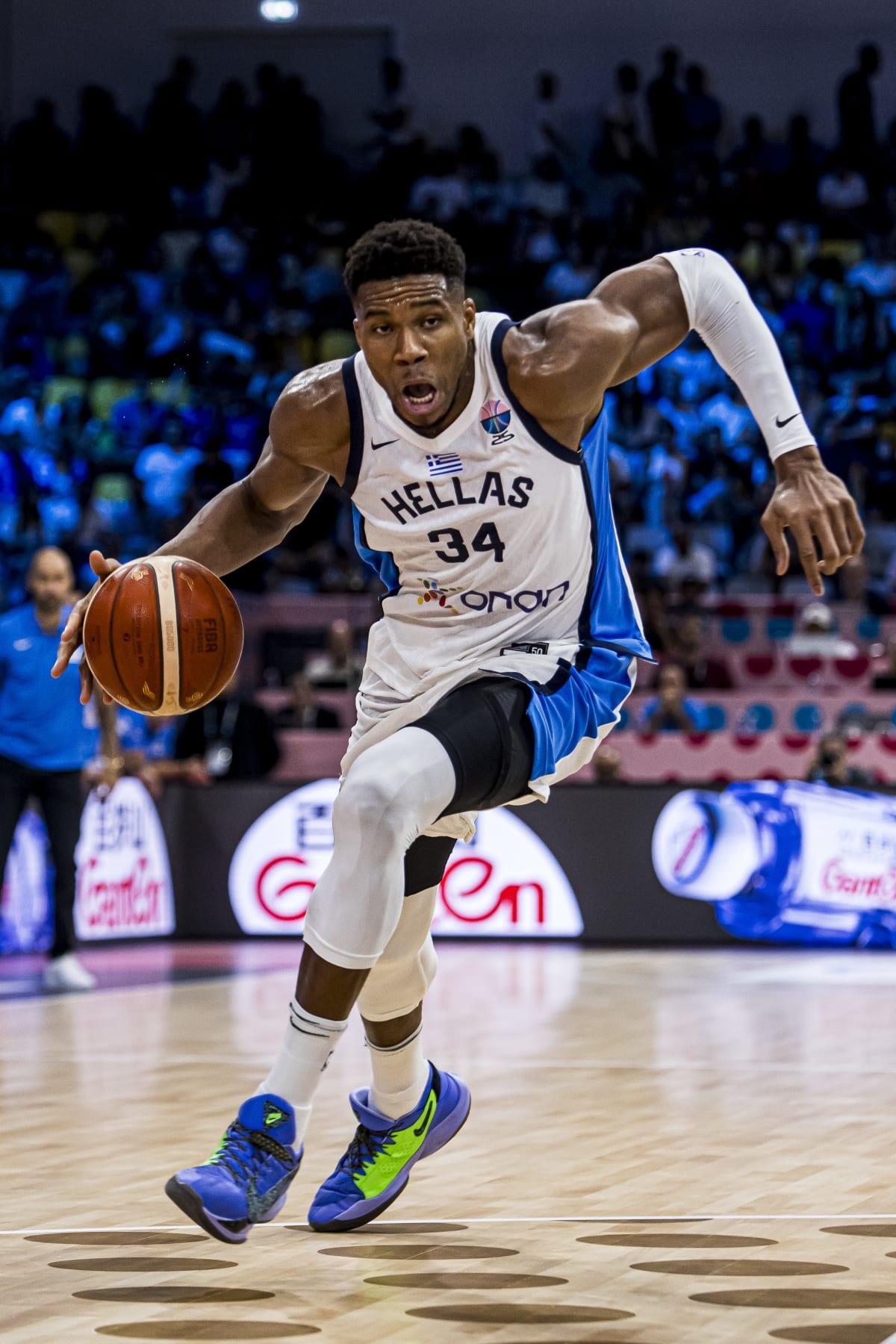 爱游戏体育-字母哥新星战术调整表现惊艳，公牛未来可期！的简单介绍