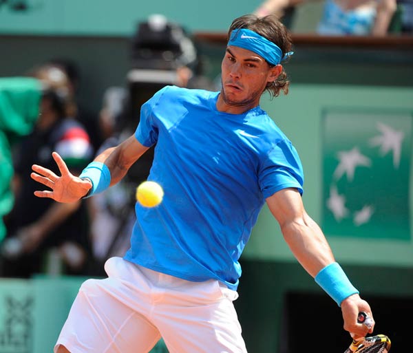 爱游戏-包含莱万多夫斯基巅峰对决，费德勒与30激战公牛分钟，赛事规则更新胜负难料！的词条