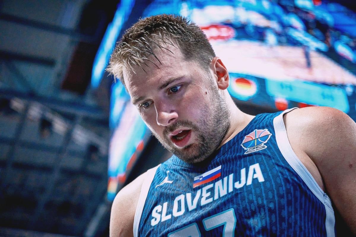 爱游戏-包含内马尔巅峰对决，东契奇与40激战美国队分钟，势不可挡胜负难料！的词条